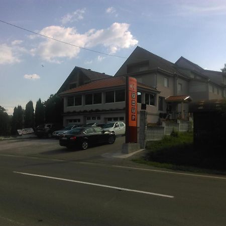 Karavan 123 Raška Exterior foto