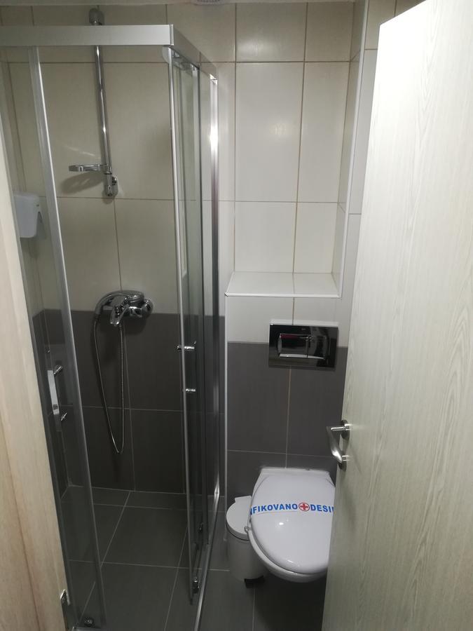Karavan 123 Raška Exterior foto