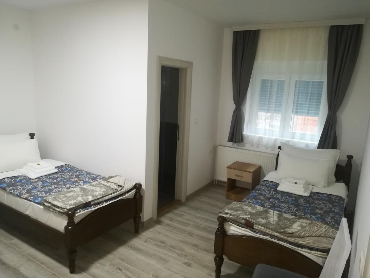Karavan 123 Raška Exterior foto