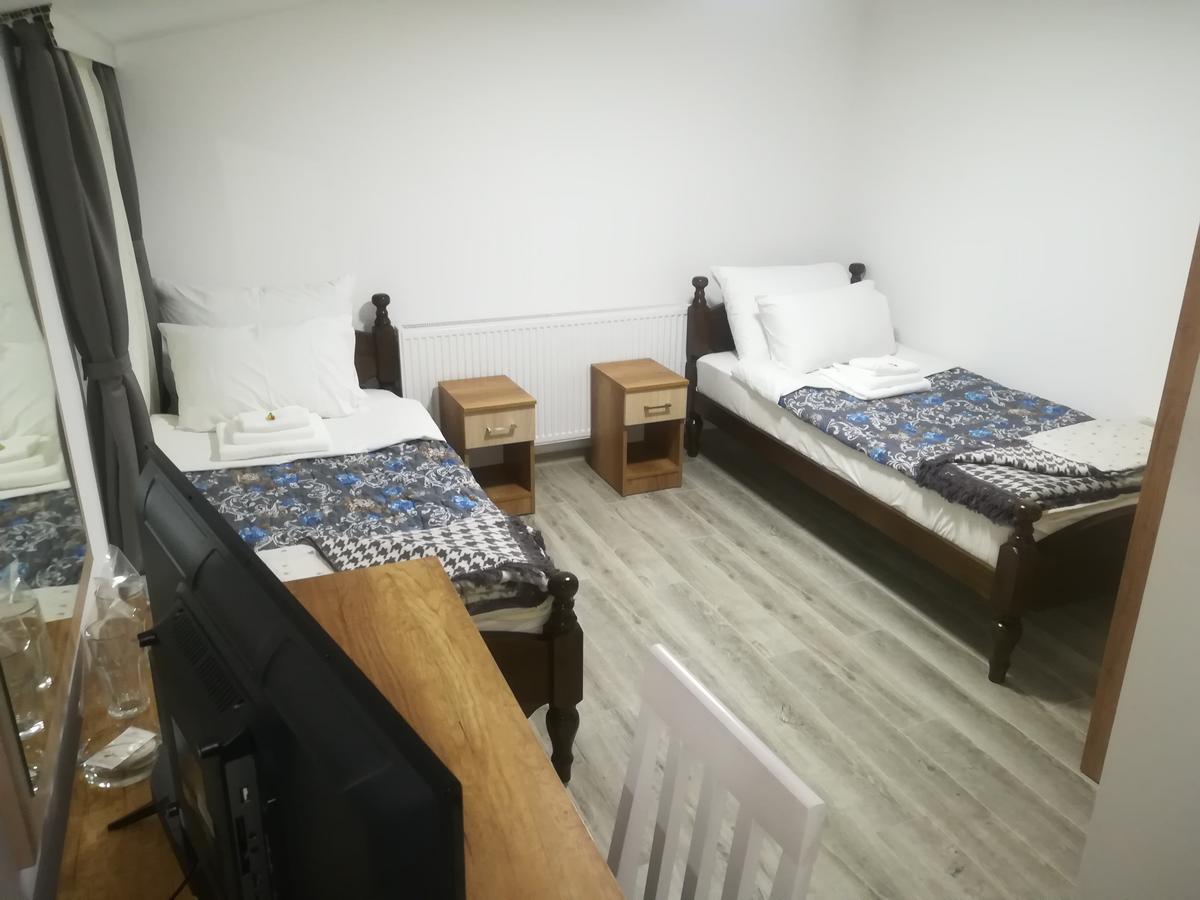 Karavan 123 Raška Exterior foto