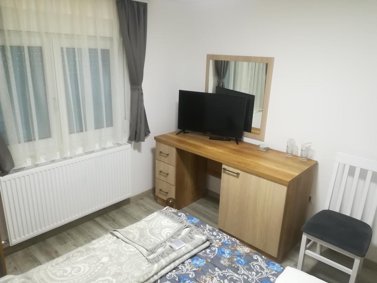 Karavan 123 Raška Exterior foto